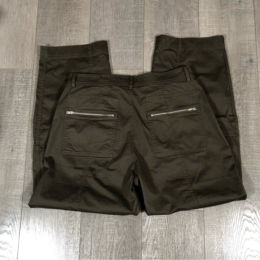 Abercrombie & Fitch Womens Zippered Pockets Cargo Pants Size 31/12 - Picture 4 of 9